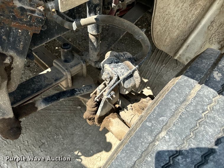 image for item EE7482 2017 Freightliner Business Class M2 box truck