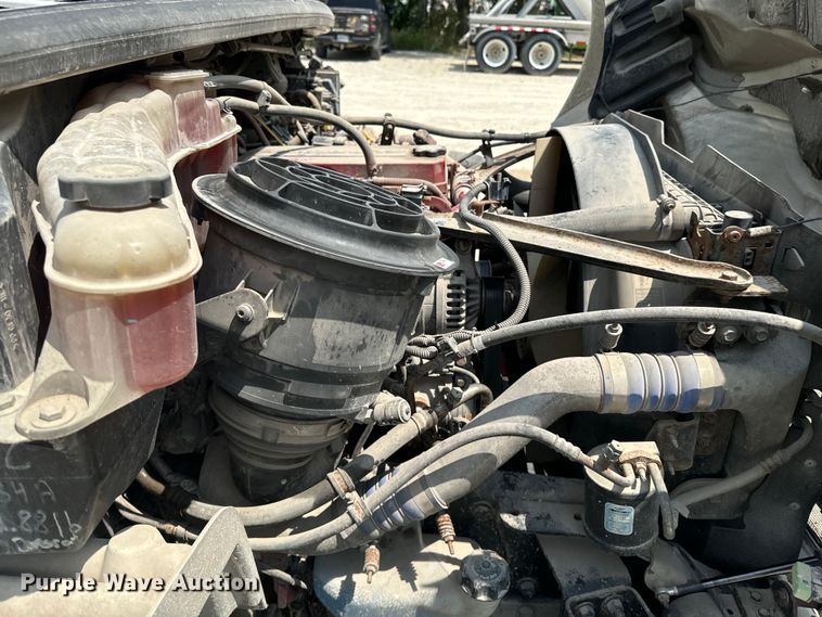 image for item EE7482 2017 Freightliner Business Class M2 box truck