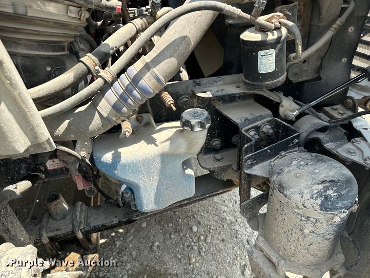 image for item EE7482 2017 Freightliner Business Class M2 box truck