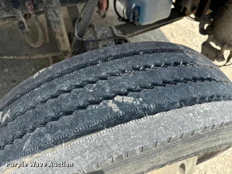 image for item EE7482 2017 Freightliner Business Class M2 box truck