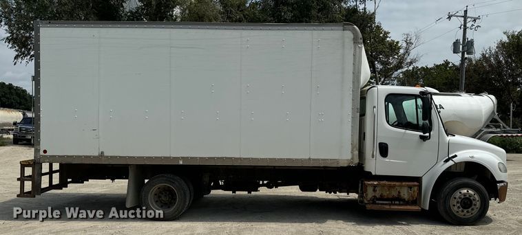image for item EE7483 2017 Freightliner Business Class M2 box truck