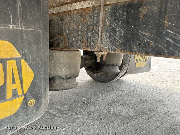 image for item EE7483 2017 Freightliner Business Class M2 box truck