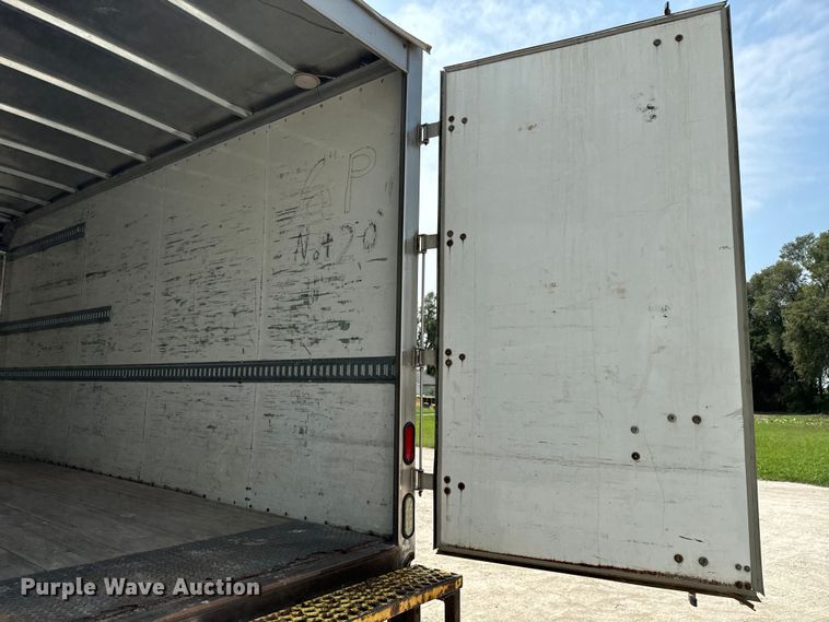 image for item EE7483 2017 Freightliner Business Class M2 box truck