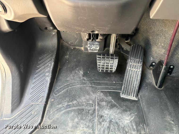 image for item EE7483 2017 Freightliner Business Class M2 box truck