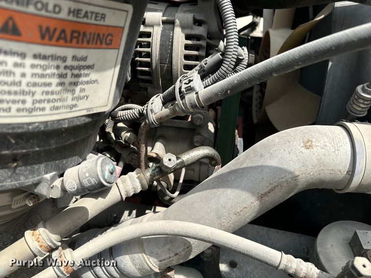 image for item EE7483 2017 Freightliner Business Class M2 box truck