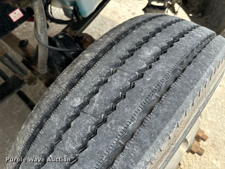 image for item EE7483 2017 Freightliner Business Class M2 box truck