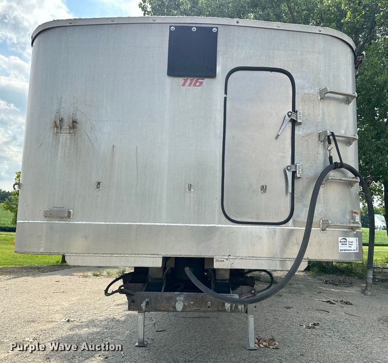 image for item EE7486 2011 Mac end dump trailer