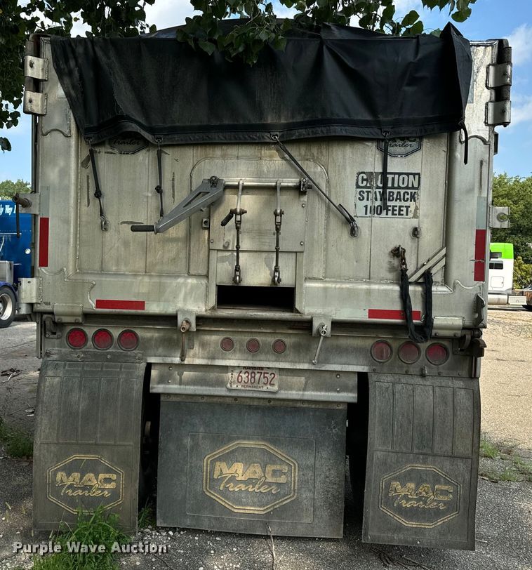 image for item EE7486 2011 Mac end dump trailer