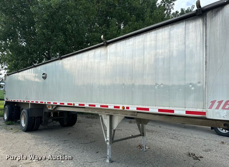 image for item EE7486 2011 Mac end dump trailer