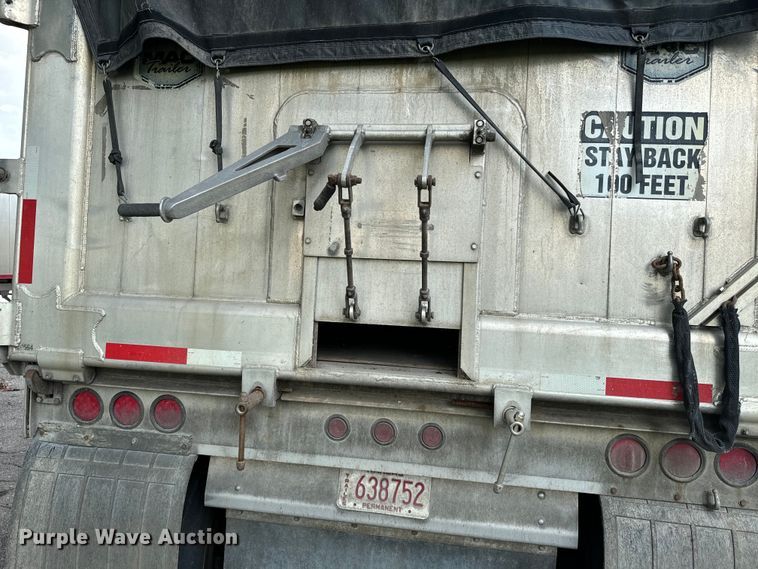image for item EE7486 2011 Mac end dump trailer