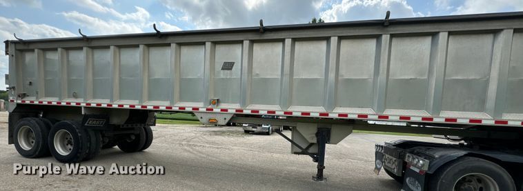 image for item EE7488 2000 East U28 end dump trailer