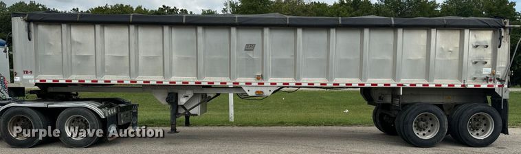 image for item EE7488 2000 East U28 end dump trailer