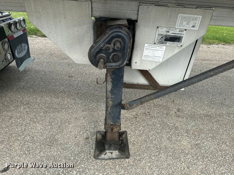 image for item EE7488 2000 East U28 end dump trailer