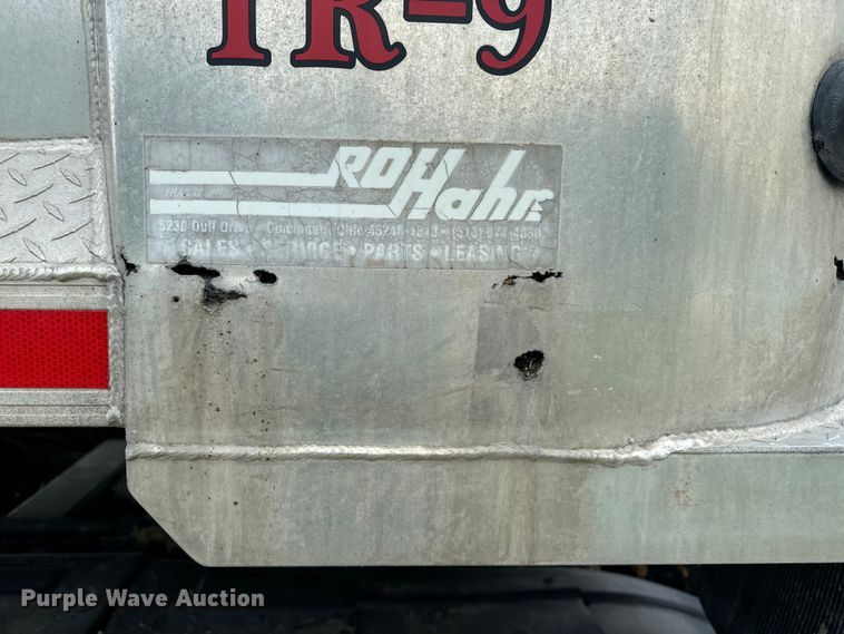 image for item EE7488 2000 East U28 end dump trailer