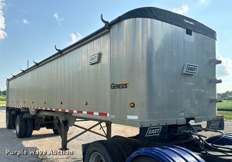 image for item EE7490 2012 East end dump trailer