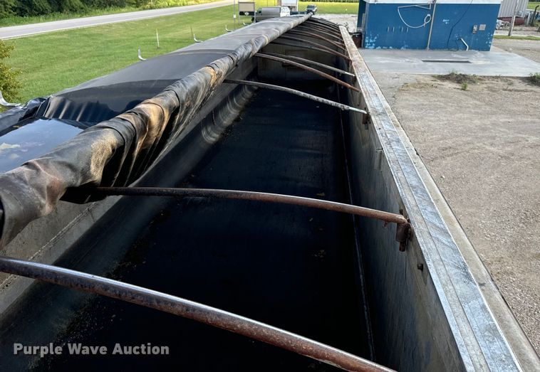 image for item EE7490 2012 East end dump trailer