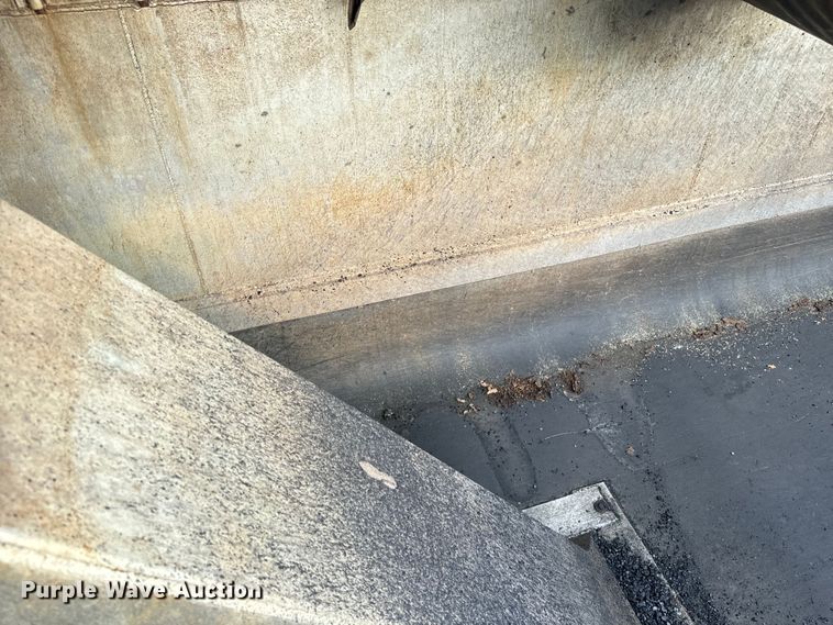 image for item EE7490 2012 East end dump trailer