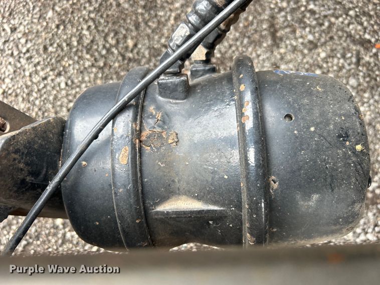 image for item EG0683 2019 Peterbilt  579 semi truck