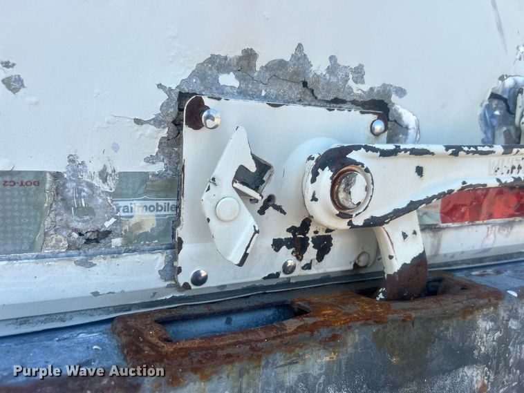 image for item EG0864 2008 Trailmobile dry van trailer