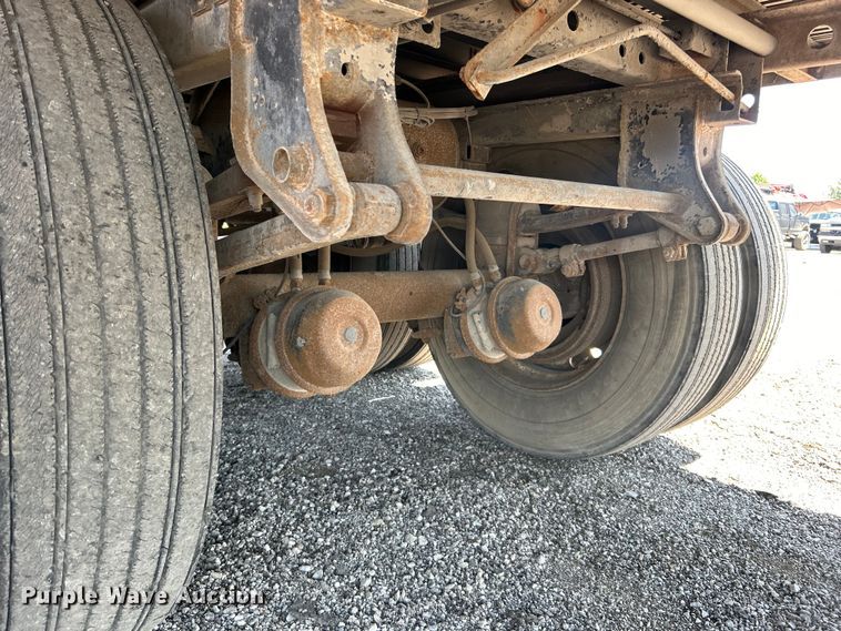 image for item EG0864 2008 Trailmobile dry van trailer