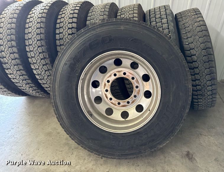 image for item EH4427 (16) 11R24.5 tires and wheels