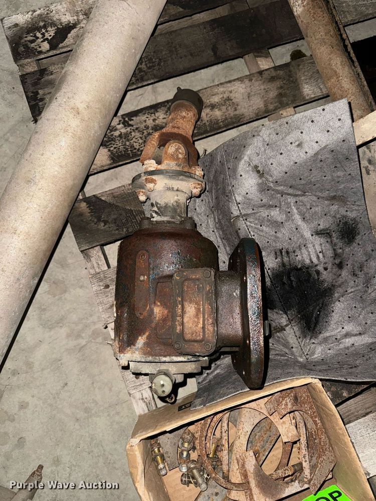 image for item EH4429 Blower