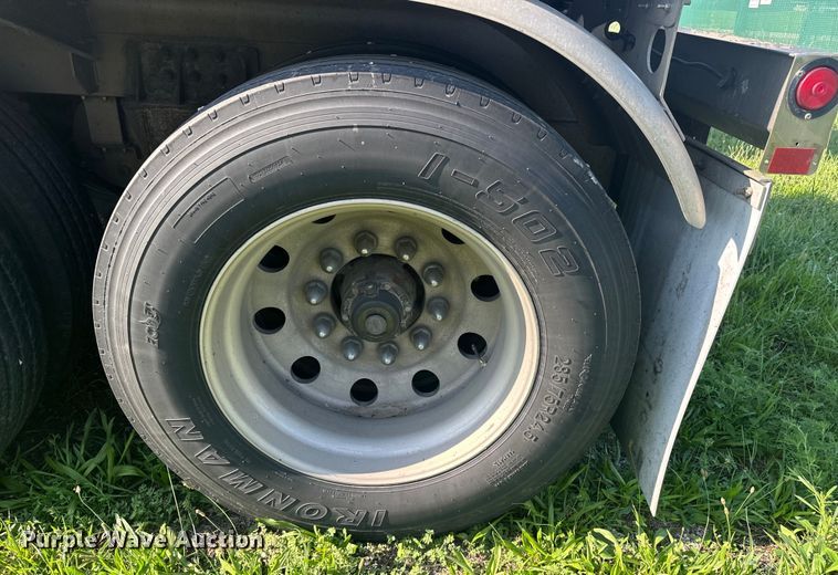 image for item EI4032 2010 Polar tank trailer