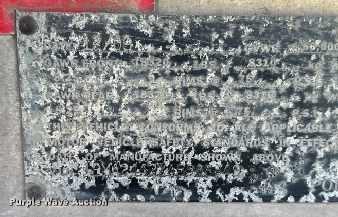 image for item EI4032 2010 Polar tank trailer