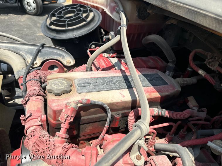 image for item EI4033 2013 Freightliner  flatbed truck