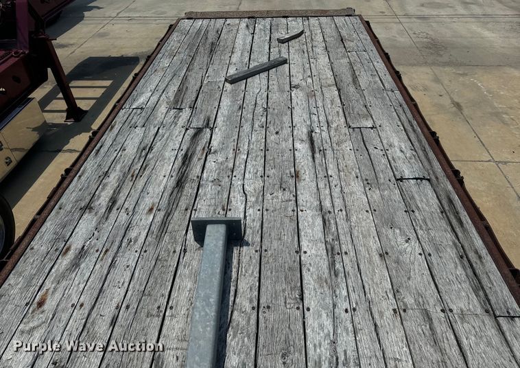 image for item EI4034 2007 International  flatbed truck