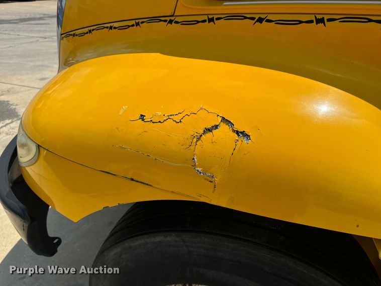 image for item EI4034 2007 International  flatbed truck