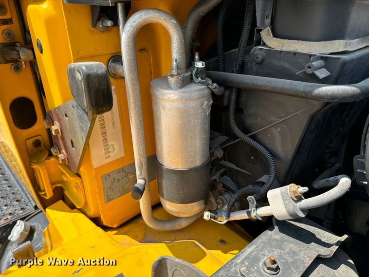 image for item EI4034 2007 International  flatbed truck