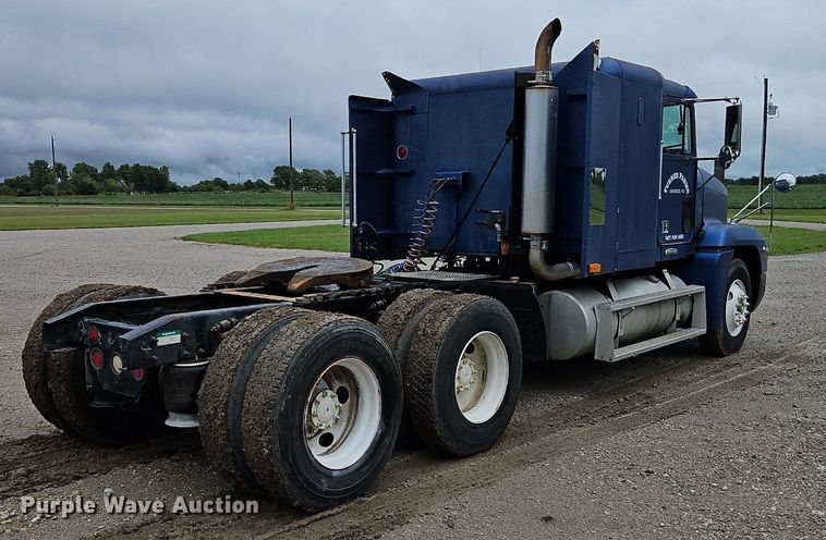 image for item EI8223 1997 Freightliner  FLD 120 semi truck