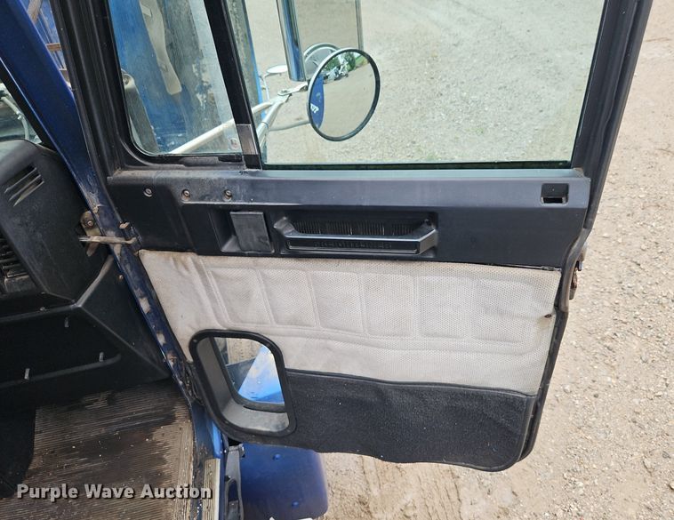 image for item EI8223 1997 Freightliner  FLD 120 semi truck