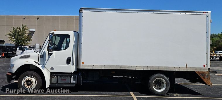 image for item EI8234 2015 Freightliner  M2 106 box truck