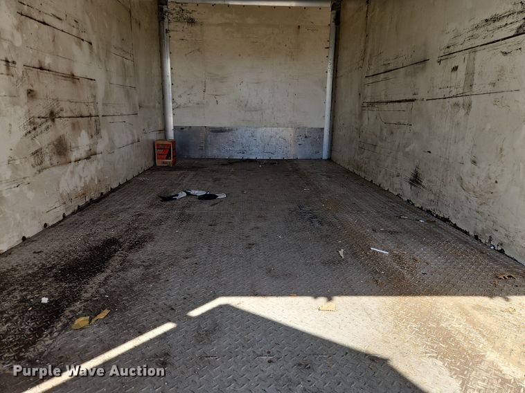 image for item EI8234 2015 Freightliner  M2 106 box truck