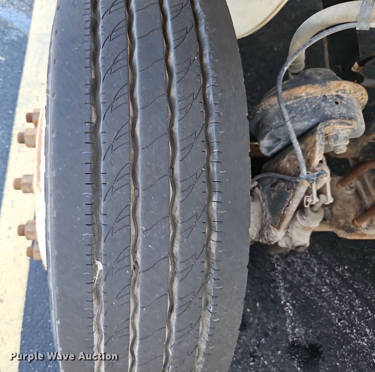 image for item EI8234 2015 Freightliner  M2 106 box truck