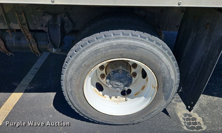 image for item EI8234 2015 Freightliner  M2 106 box truck