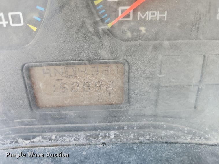 image for item EJ5828 2005 International  4400 dump truck