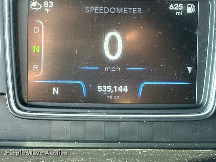 image for item EJ8859 2020 International  LT625  semi truck