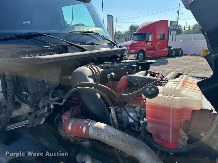 image for item EJ8859 2020 International  LT625  semi truck