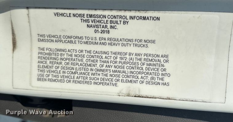 image for item EJ8860 2019 International  LT625  semi truck