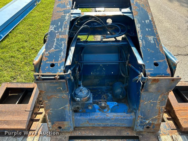 image for item EK3017 1998 Trail King HG Series lowboy equipment trailer