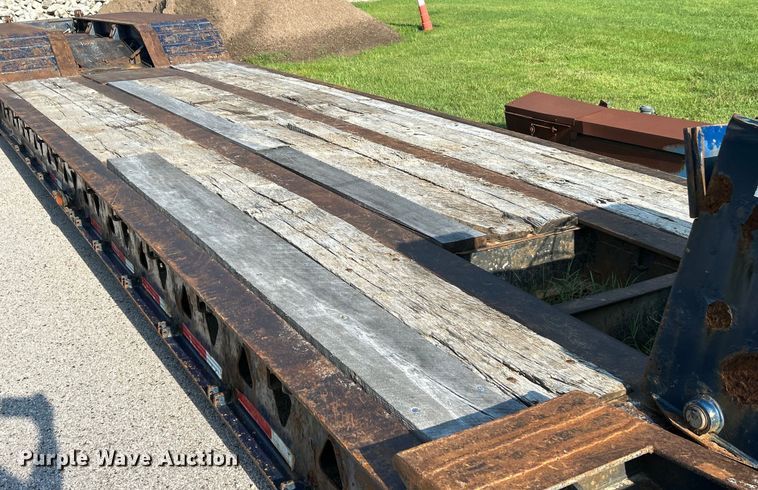 image for item EK3017 1998 Trail King HG Series lowboy equipment trailer