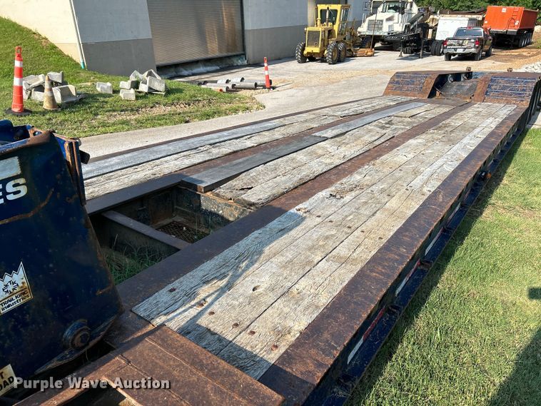 image for item EK3017 1998 Trail King HG Series lowboy equipment trailer