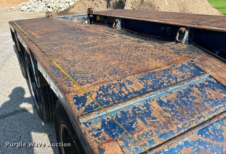 image for item EK3017 1998 Trail King HG Series lowboy equipment trailer