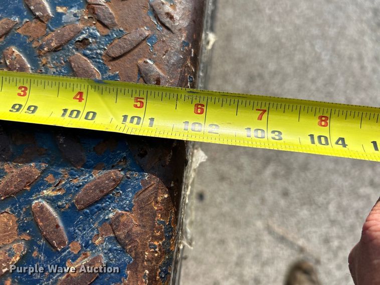 image for item EK3017 1998 Trail King HG Series lowboy equipment trailer