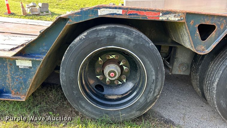 image for item EK3017 1998 Trail King HG Series lowboy equipment trailer