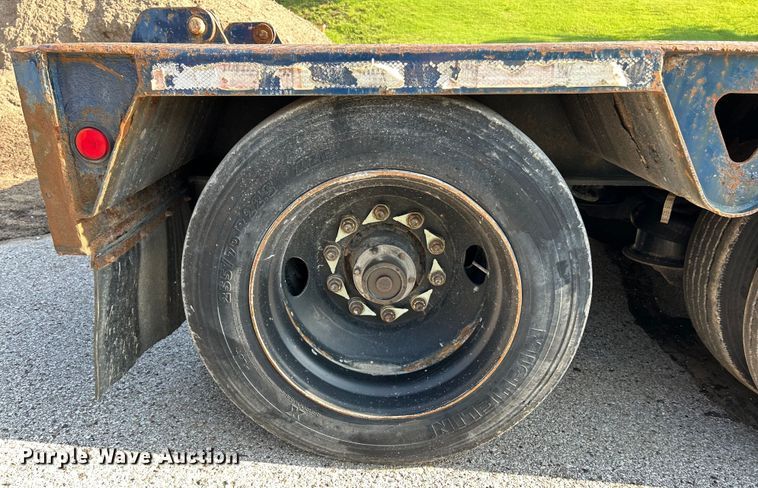 image for item EK3017 1998 Trail King HG Series lowboy equipment trailer