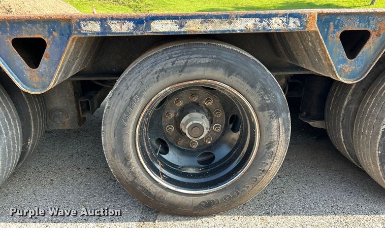 image for item EK3017 1998 Trail King HG Series lowboy equipment trailer